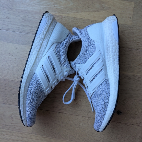 Adidas White and Black Running Shoes - Picture 7 of 12